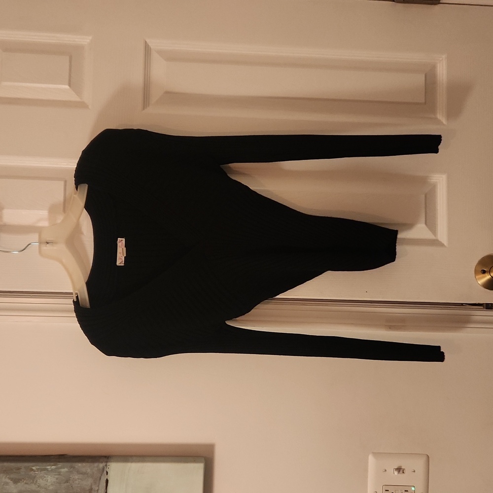 V neck sweater